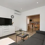 Apartmán M *
