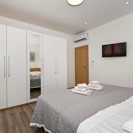 M Apartament *